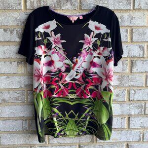 Ted Baker Short Sleeve Crew Neck Mirrored Tropical Flower T-Shirt Size 3 (US.8)